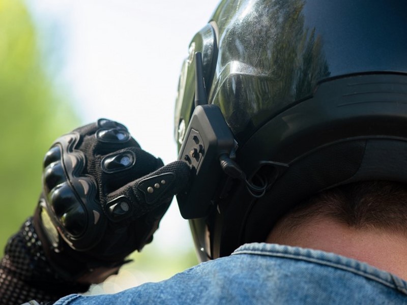 Bluetooth communication systems for motorcyclists is crucial for group rides