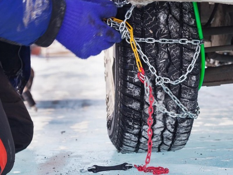 metall snow chains